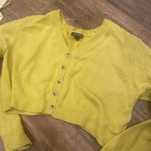 Cute cropped cardigan